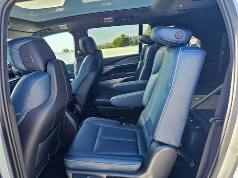Used 2025 Cadillac Escalade IQ Sport 2 AWD/4WD image 18