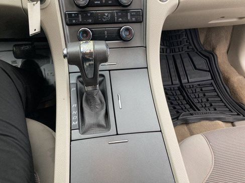 Used 2012 Ford Taurus SEL image 14