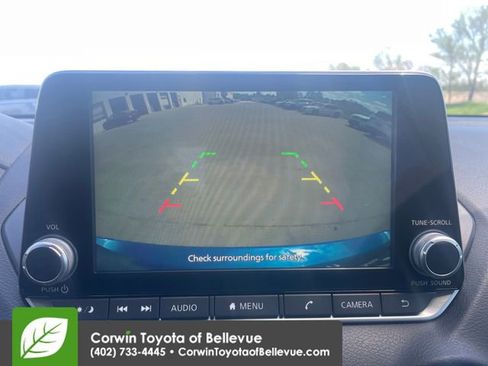 Used 2024 Nissan Sentra SV FWD image 13