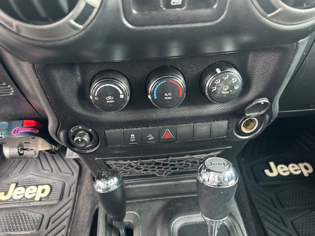 Used 2016 Jeep Wrangler Unlimited Sport w/ Quick Order Package 24S AWD/4WD image 27