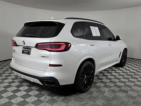 Used 2022 BMW X5 sDrive40i w/ M Sport Package RWD image 4
