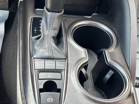 Used 2024 Toyota Camry XSE FWD image 15