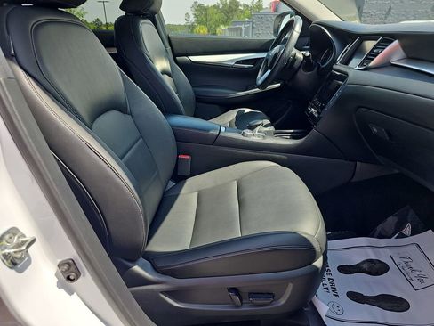 Used 2021 INFINITI QX50 Luxe AWD/4WD image 13