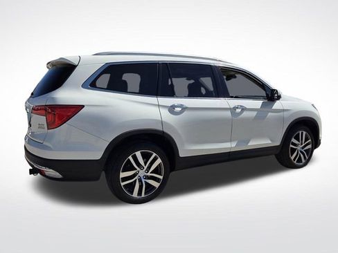 Used 2017 Honda Pilot Elite image 8