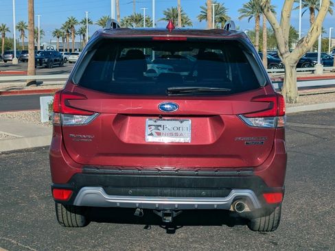 Used 2022 Subaru Forester Touring image 5