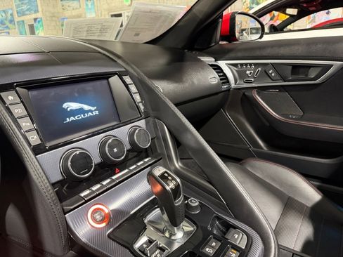 Used 2018 Jaguar F-TYPE R-Dynamic image 26