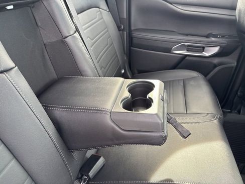 Used 2024 Ford Ranger Lariat w/ FX4 Off-Road Package image 18