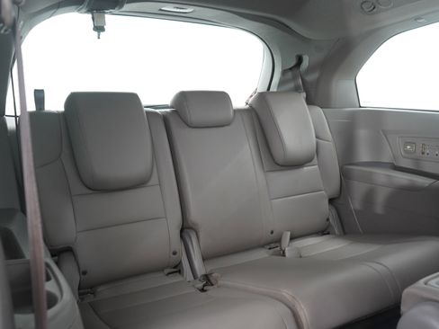 Used 2015 Honda Odyssey EX-L image 14