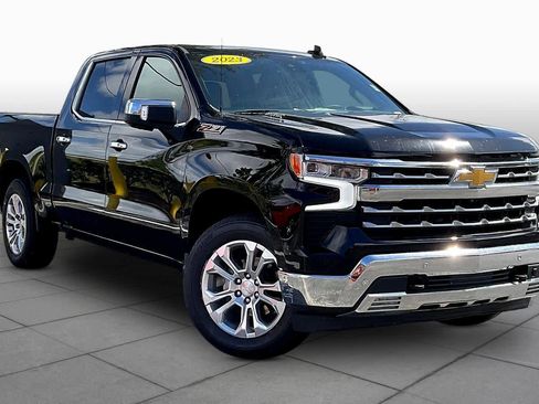 Used 2023 Chevrolet Silverado 1500 LTZ w/ LTZ Premium Package AWD/4WD image 3