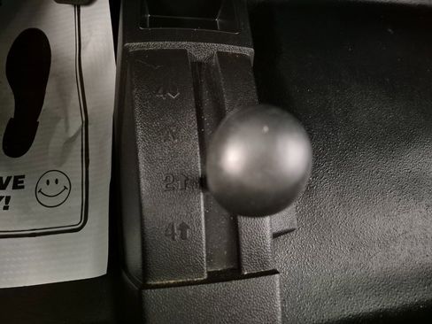 Used 2016 Chevrolet Silverado 2500 W/T image 24