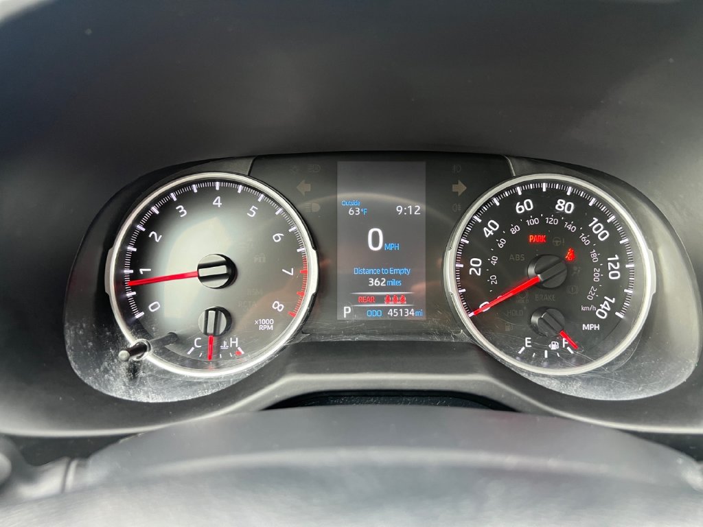 Used 2022 Toyota RAV4 LE AWD/4WD image 14