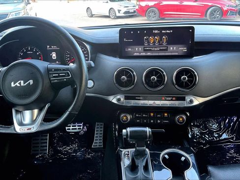 Used 2022 Kia Stinger GT-Line RWD image 7