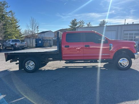 Used 2020 Ford F350 XL w/ Power Equipment Group image 4