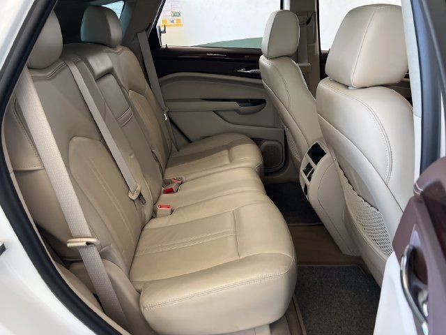 Used 2015 Cadillac SRX Luxury w/ Driver Awareness Package FWD image 40