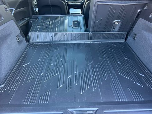 Used 2026 Cadillac Lyriq Luxury w/ LPO, Floor Liner Package RWD image 16