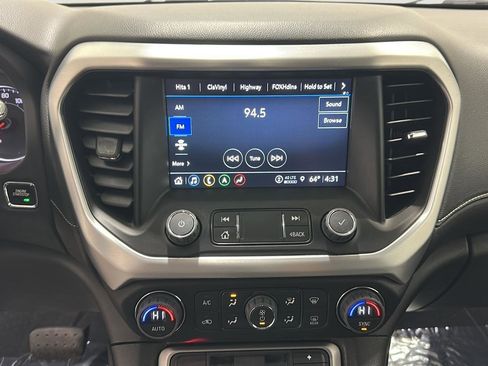 Used 2023 GMC Acadia SLE w/ Driver Convenience Package image 11