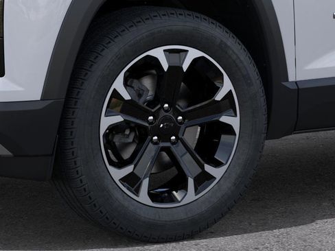 New 2026 Chevrolet Equinox LT w/ Safety and Technology Package image 9