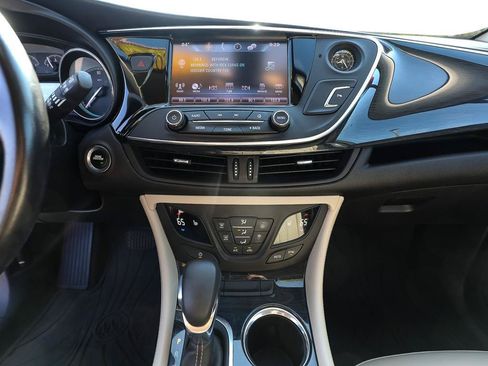 Used 2018 Buick Envision Preferred FWD image 17