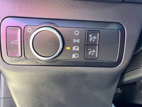 Used 2024 Ford Escape ST-Line image 13