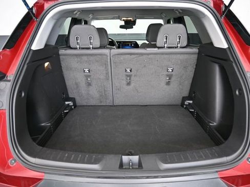 Used 2025 Chevrolet TrailBlazer LT w/ LT Cold Weather Package image 39