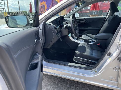 Used 2013 Honda Accord Sport image 6