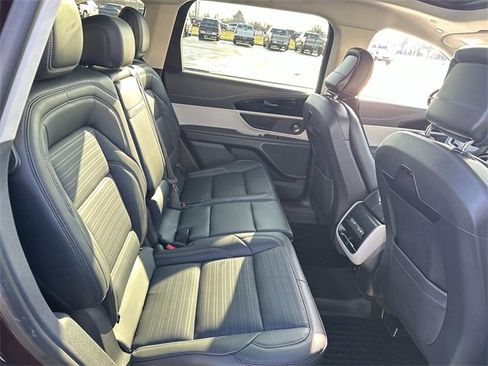 Used 2024 Lincoln Nautilus Reserve w/ Equipment Group 202A image 28
