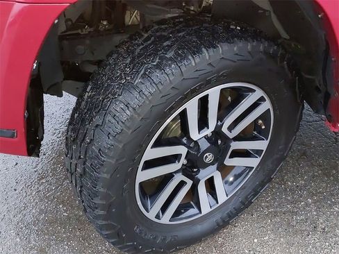 Used 2016 Toyota 4Runner Limited image 29