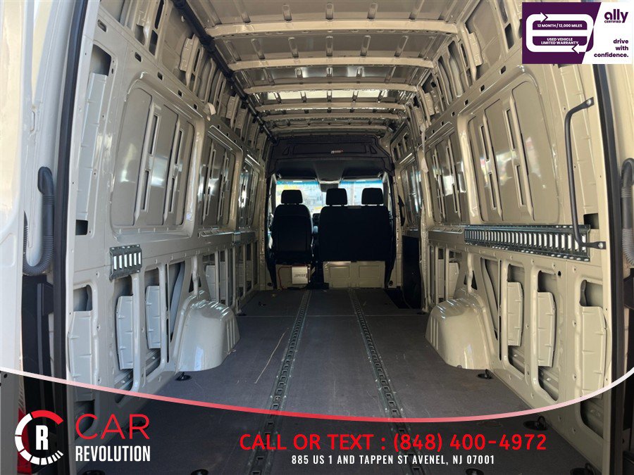 Used 2024 Mercedes-Benz Sprinter 2500 w/ Acoustic Package image 10