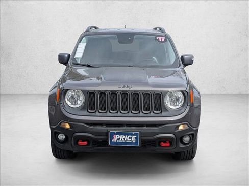 Used 2017 Jeep Renegade Trailhawk w/ Premium Trailhawk Package AWD/4WD image 2