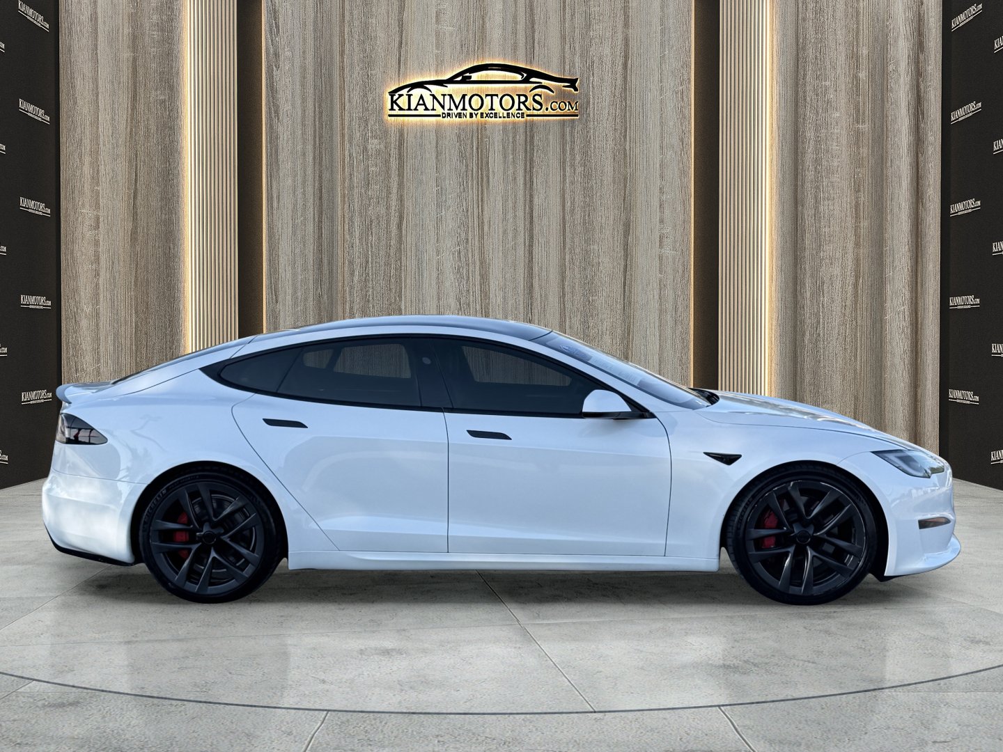 Used 2023 Tesla Model S Plaid AWD/4WD image 11