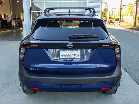 New 2026 Nissan Kicks SV image 5