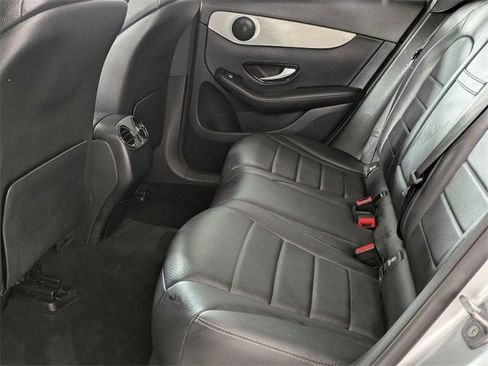 Used 2019 Mercedes-Benz GLC 300 GLC 300 image 27