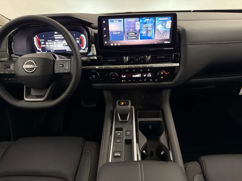 New 2026 Nissan Pathfinder SL w/ SL Premium Package FWD image 21