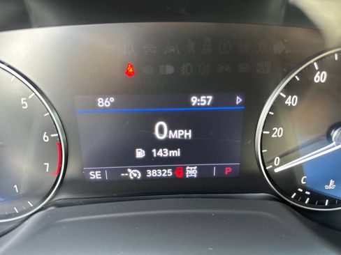 Used 2023 Buick Envision Preferred AWD/4WD image 19