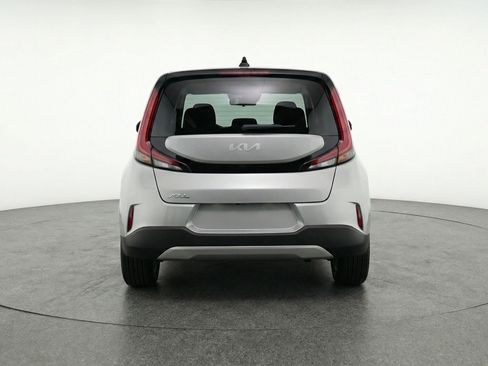 Used 2025 Kia Soul LX w/ LX Technology Package image 7