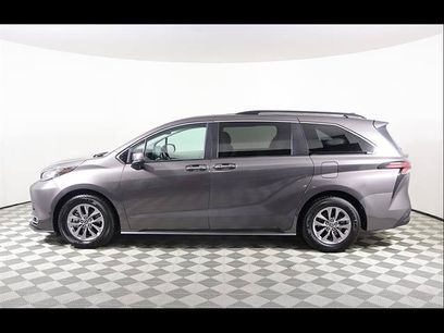 Used 2021 Toyota Sienna XLE