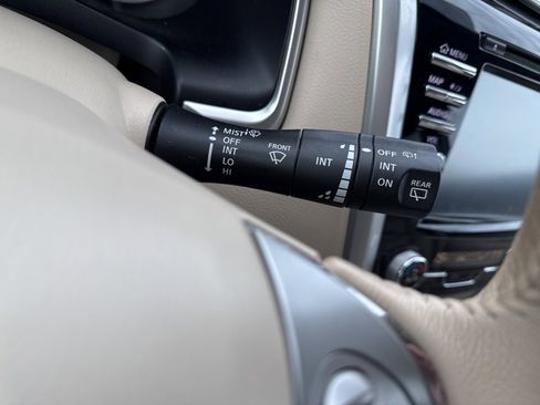 Used 2017 Nissan Murano Platinum w/ Platinum Technology Package image 32