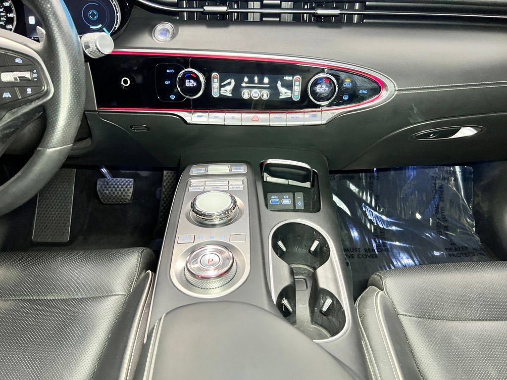Used 2024 Genesis Electrified GV70 AWD/4WD image 20