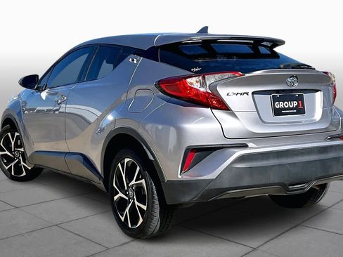 Used 2018 Toyota C-HR XLE image 11