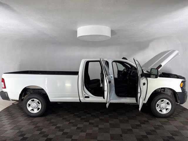 Used 2023 RAM 2500 Tradesman AWD/4WD image 38