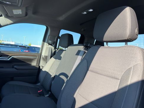 Used 2022 Chevrolet Silverado 1500 LT image 28