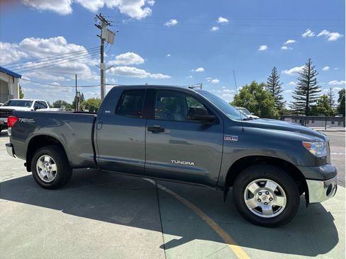 Used 2010 Toyota Tundra 4x4 Double Cab image 5