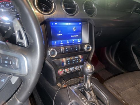 Used 2020 Ford Mustang GT w/ Equipment Group 301A image 9