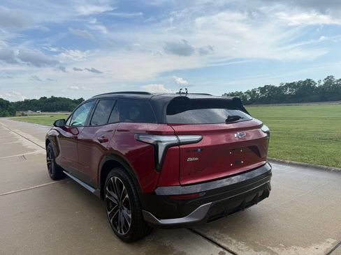 Used 2025 Chevrolet Blazer EV SS AWD/4WD image 8
