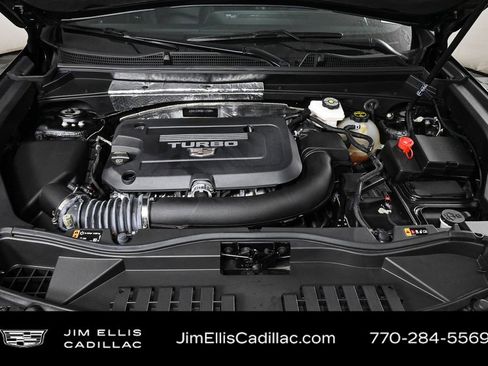 Certified 2025 Cadillac XT4 Premium Luxury image 33