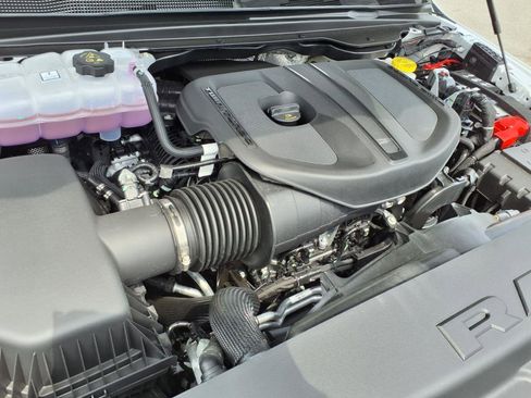 New 2025 RAM 1500 Laramie image 18