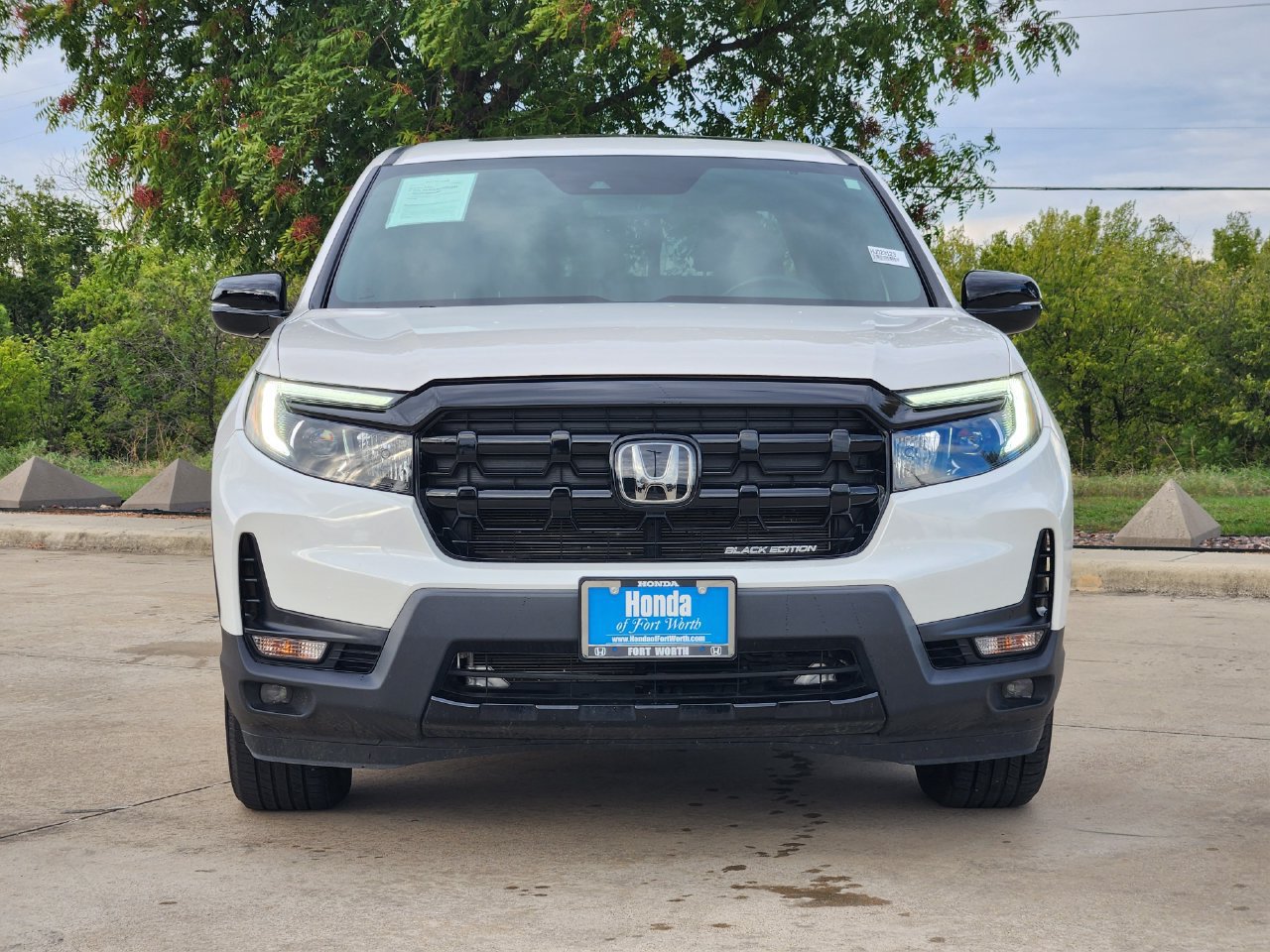 Certified 2025 Honda Ridgeline Black Edition image 2