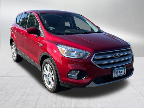 Certified 2019 Ford Escape SE AWD/4WD image 2