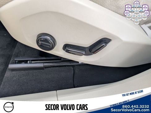 Used 2023 Volvo XC60 B5 Plus w/ Climate Package AWD/4WD image 22