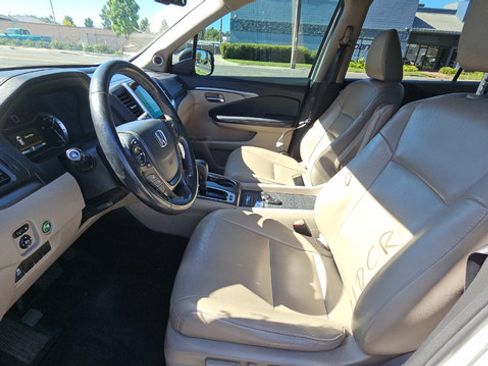 Used 2017 Honda Pilot EX-L image 8